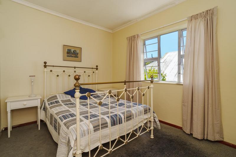 2 Bedroom Property for Sale in Harfield Village Western Cape